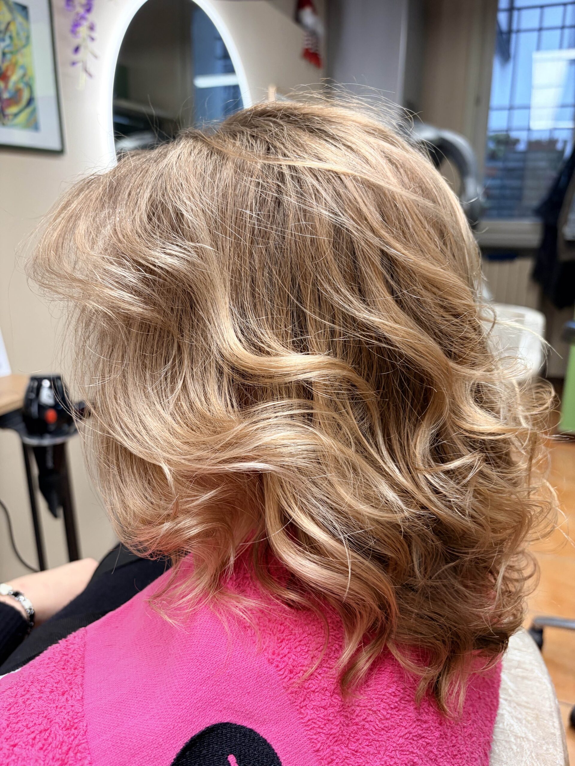 Parrucchiere per cambio look a Fidenza